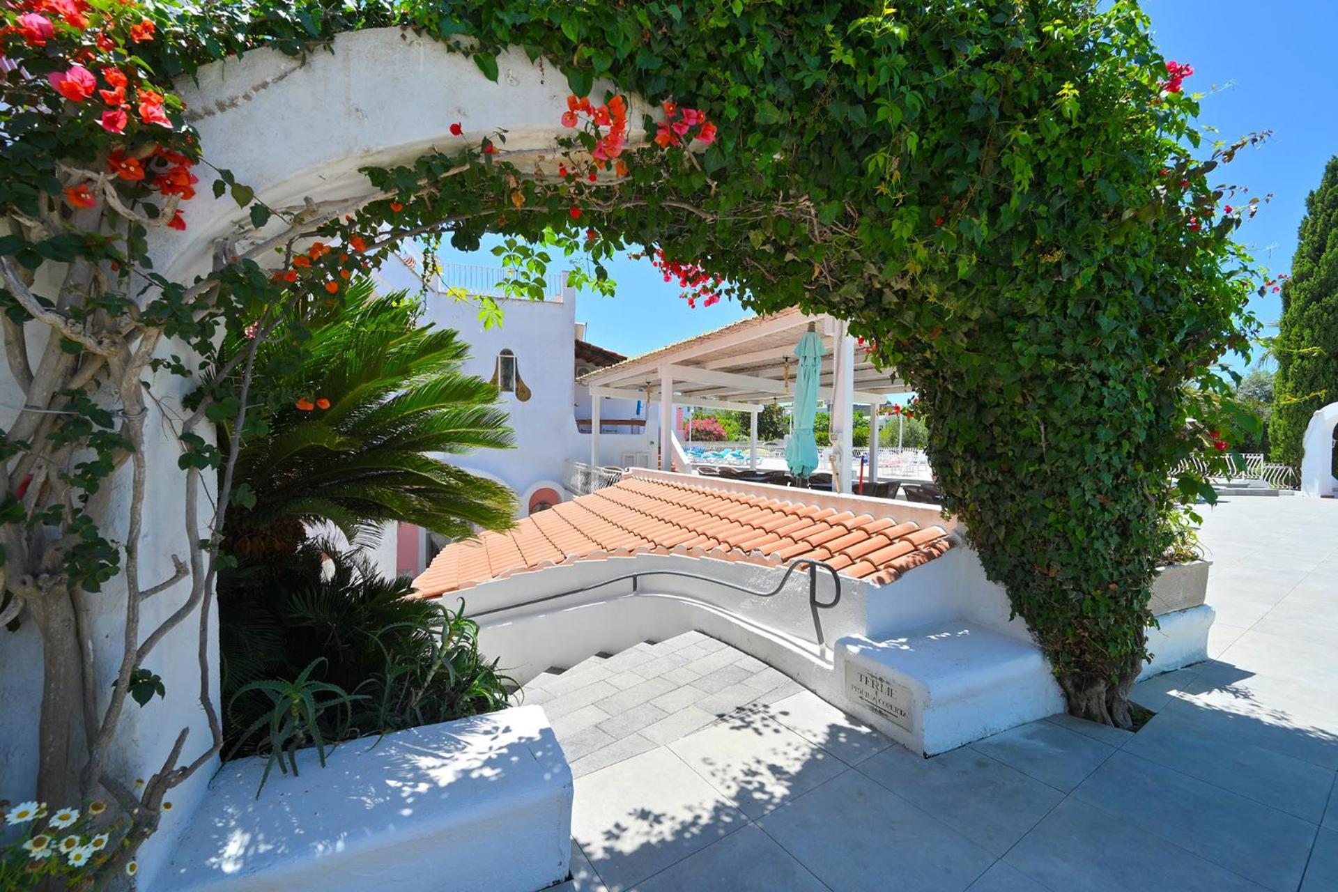 Av Club Terme Colella Hotel Forio di Ischia Kültér fotó